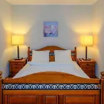 Mirabel Hotel