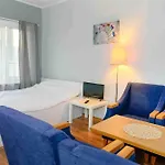 Mirabel 3*