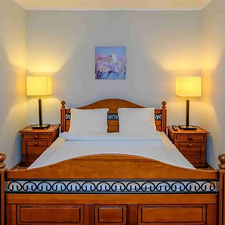 Mirabel Hotel